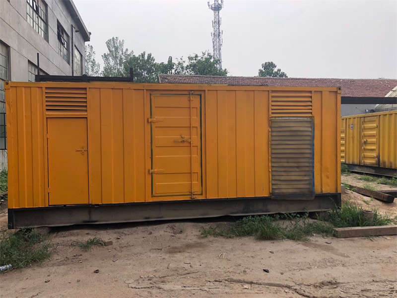 中和镇柴油发电机如何判断新机油是否已经完全充满机油滤清器？