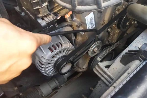 中和镇转速传感器的工作原理是什么?