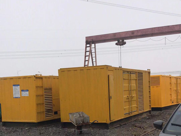 中和镇100kw柴油发电机组每小时油耗？