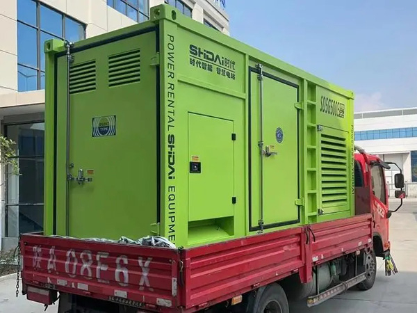 中和镇更换水冷式机油散热器的密封件时，如何选择合适的密封胶？